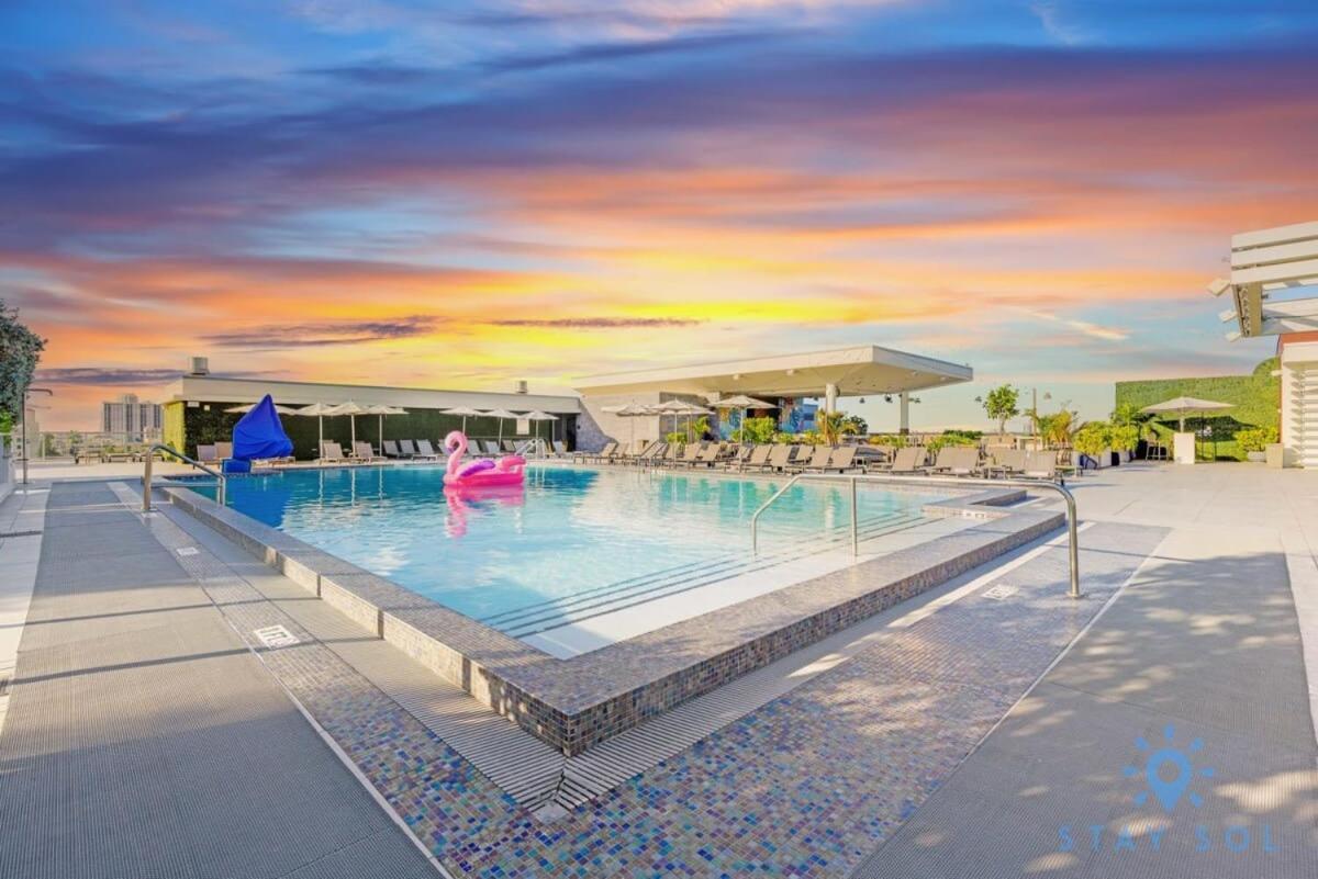 Hollywood Beach Broad-Walk - Pool - Gym & Hot Tub Exterior foto